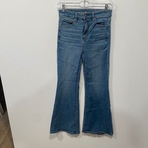 American Eagle Super Hi-Rise Flare Jeans Medium Wash Next Level Stretch 2 Short